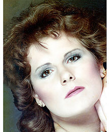 Davis, Robin Annette